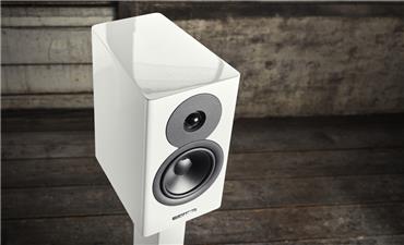 Trải nghiệm mẫu bookshelf mới nhất của Dynaudio: Evoke 10