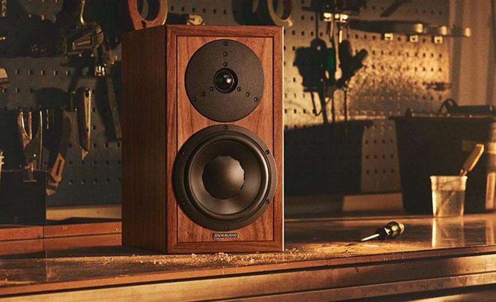 Bookshelf quí Heritage Special phiên bản đặc biệt chỉ 2.500 cặp của Dynaudio